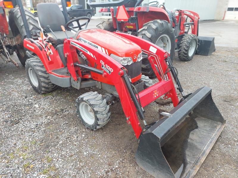 Tractors  2010 Massey Ferguson GC2400L Sub-Compact Tractor Photo